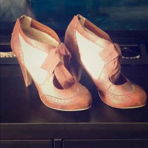 Not Rated Vintage Pumps